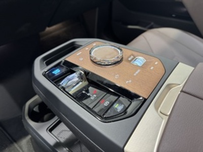 BMW iX xDrive40 240 kW (326 CV) 86545085 en Barcelona BMW iX xDrive40 240 kW (326 CV) 86545085 en Barcelona