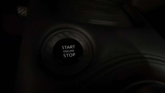 NissanJuke DIG-T N-Connecta 4x2 84 kW (114 CV) Vehículo usado en Barcelona - 16 NissanJuke DIG-T N-Connecta 4x2 84 kW (114 CV) Vehículo usado en Barcelona - 16