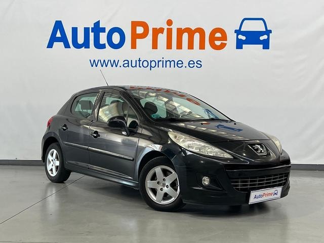 Peugeot207 1.4i Access 54 kW (75 CV)