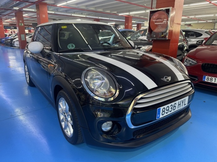 MINIMINI 3 Puertas Cooper D 85 kW (116 CV) Vehículo usado en Barcelona - 4 MINIMINI 3 Puertas Cooper D 85 kW (116 CV) Vehículo usado en Barcelona - 4