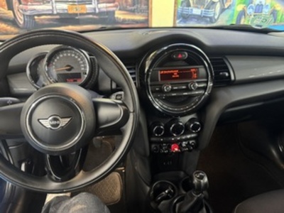 MINI MINI 3 Puertas Cooper D 85 kW (116 CV) MINI MINI 3 Puertas Cooper D 85 kW (116 CV)