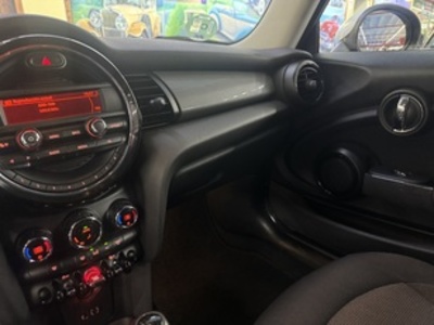 MINI MINI 3 Puertas Cooper D 85 kW (116 CV) MINI MINI 3 Puertas Cooper D 85 kW (116 CV)