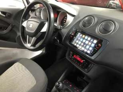 SEAT Ibiza 1.6 TDI DPF Style 77 kW (105 CV) SEAT Ibiza 1.6 TDI DPF Style 77 kW (105 CV)