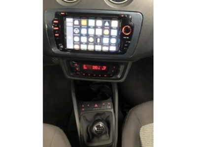 SEAT Ibiza 1.6 TDI DPF Style 77 kW (105 CV) SEAT Ibiza 1.6 TDI DPF Style 77 kW (105 CV)