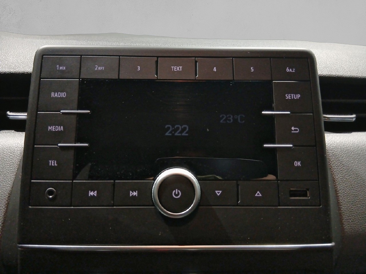 Renault Clio Life SCe 48 kW (65 CV) - 6