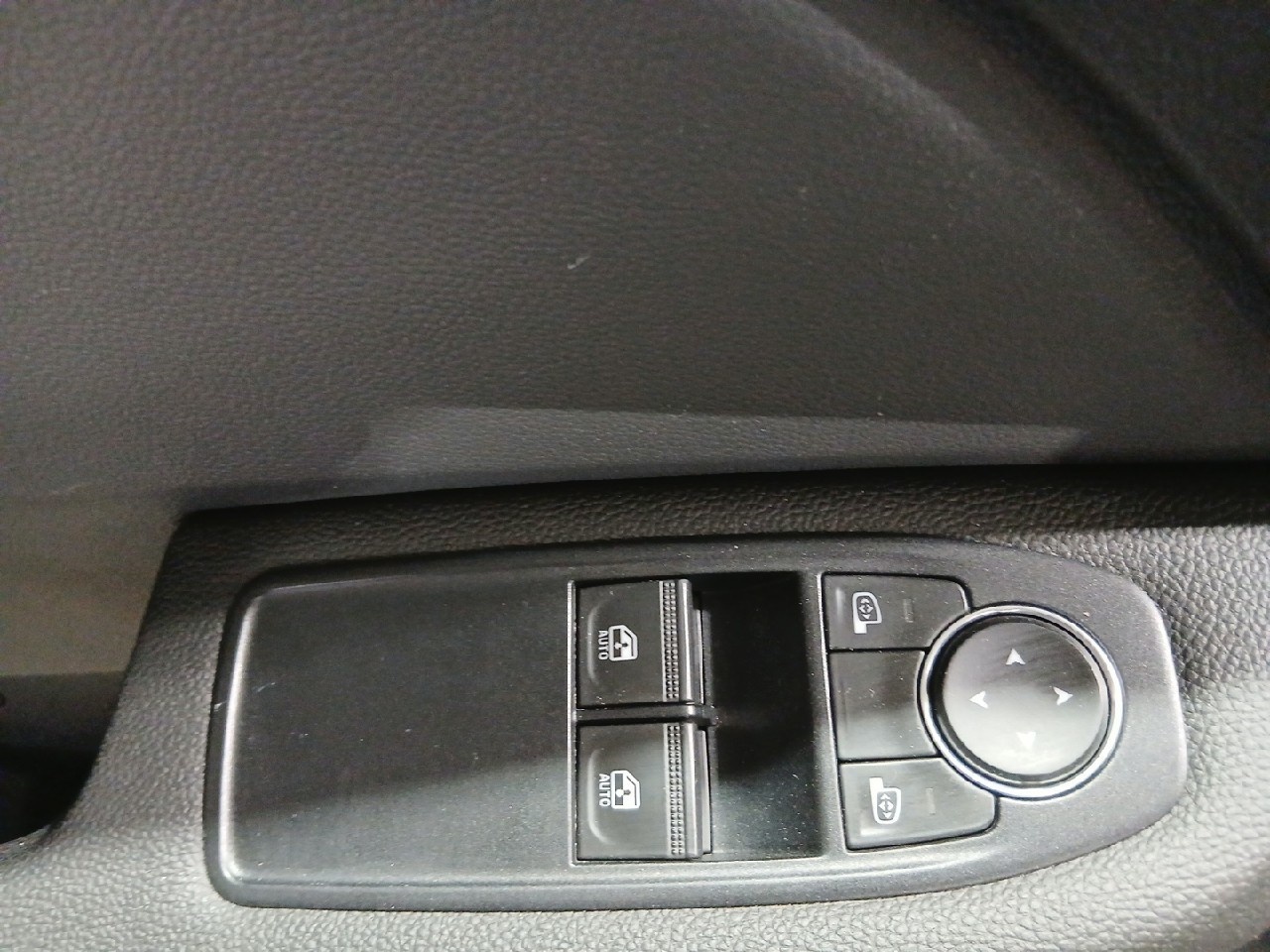 Renault Clio Life SCe 48 kW (65 CV) - 15