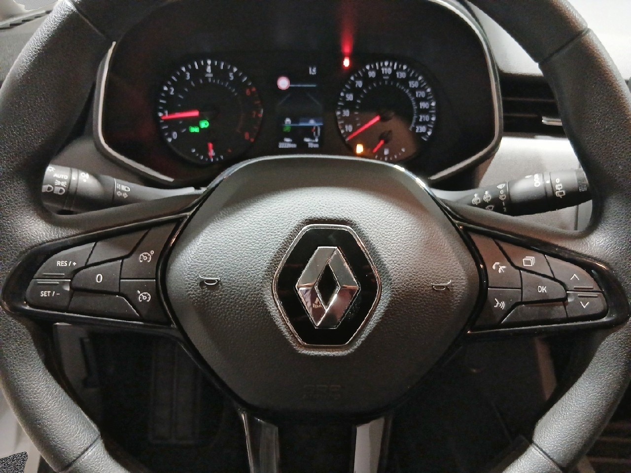 Renault Clio Life SCe 48 kW (65 CV) - 16