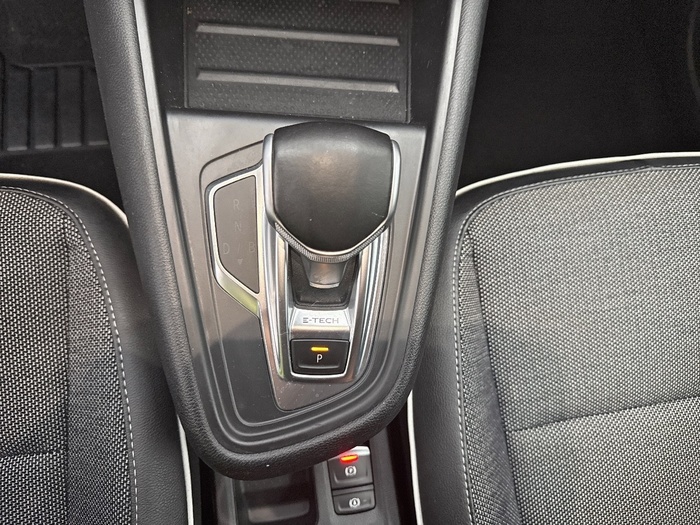 Renault Captur Zen E-TECH Híbrido enchufable 118 kW (160 CV) - 7 Renault Captur Zen E-TECH Híbrido enchufable 118 kW (160 CV) - 7