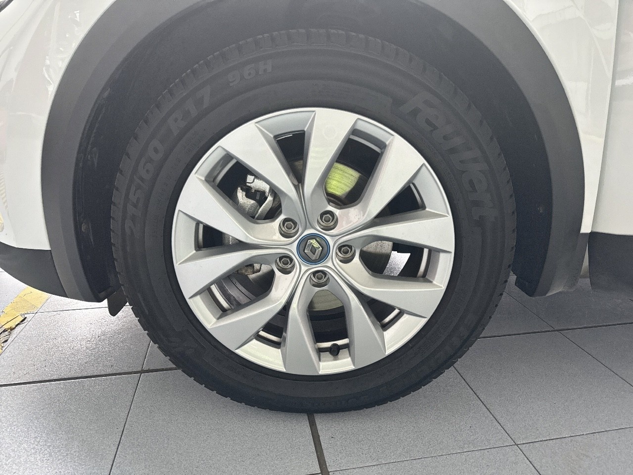 Renault Captur Zen E-TECH Híbrido enchufable 118 kW (160 CV) - 10