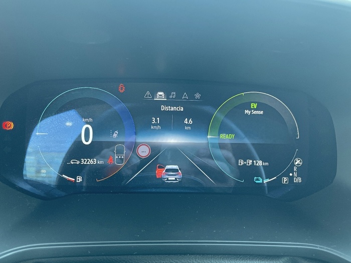 Renault Captur Zen E-TECH Híbrido enchufable 118 kW (160 CV) - 8 Renault Captur Zen E-TECH Híbrido enchufable 118 kW (160 CV) - 8