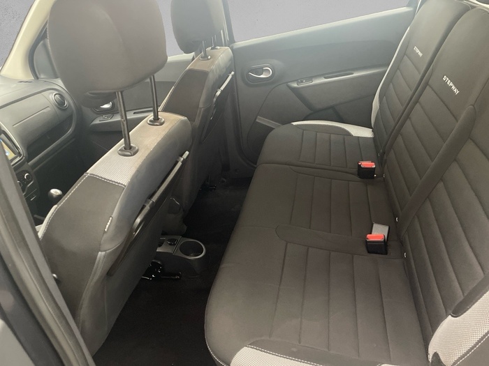 Dacia Lodgy Stepway Comfort dCi 85 kW (115 CV) - 10 Dacia Lodgy Stepway Comfort dCi 85 kW (115 CV) - 10