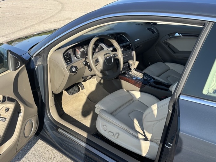 AudiA5 Coupe 3.2 FSI quattro 195 kW (265 CV) tiptronic Vehículo usado en Barcelona - 9 AudiA5 Coupe 3.2 FSI quattro 195 kW (265 CV) tiptronic Vehículo usado en Barcelona - 9