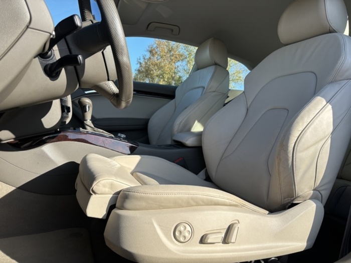 AudiA5 Coupe 3.2 FSI quattro 195 kW (265 CV) tiptronic Vehículo usado en Barcelona - 10 AudiA5 Coupe 3.2 FSI quattro 195 kW (265 CV) tiptronic Vehículo usado en Barcelona - 10