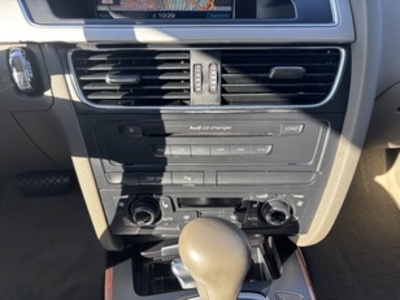 Audi A5 Coupe 3.2 FSI quattro 195 kW (265 CV) tiptronic Audi A5 Coupe 3.2 FSI quattro 195 kW (265 CV) tiptronic