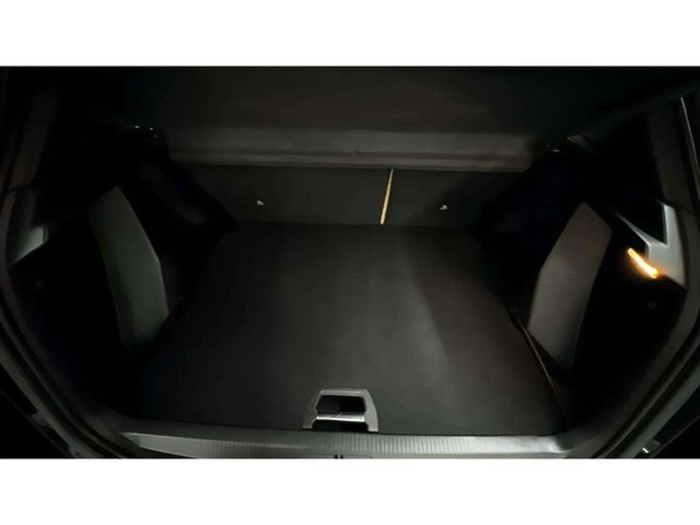 Peugeot2008 PureTech 100 S&S Active 75 kW (100 CV) Vehículo usado en Barcelona - 17 Peugeot2008 PureTech 100 S&S Active 75 kW (100 CV) Vehículo usado en Barcelona - 17