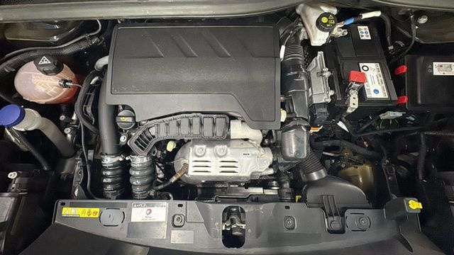 Peugeot2008 PureTech 100 S&S Active 75 kW (100 CV) Vehículo usado en Barcelona - 18