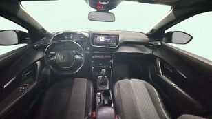 Peugeot 2008 PureTech 100 S&S Active 75 kW (100 CV) Peugeot 2008 PureTech 100 S&S Active 75 kW (100 CV)