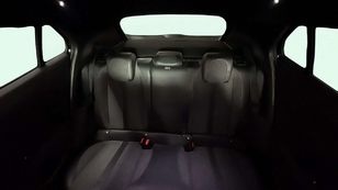 Peugeot 2008 PureTech 100 S&S Active 75 kW (100 CV) Peugeot 2008 PureTech 100 S&S Active 75 kW (100 CV)