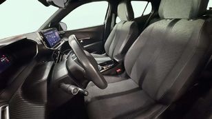 Peugeot 2008 PureTech 100 S&S Active 75 kW (100 CV) Peugeot 2008 PureTech 100 S&S Active 75 kW (100 CV)