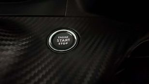 Peugeot 2008 PureTech 100 S&S Active 75 kW (100 CV) Peugeot 2008 PureTech 100 S&S Active 75 kW (100 CV)