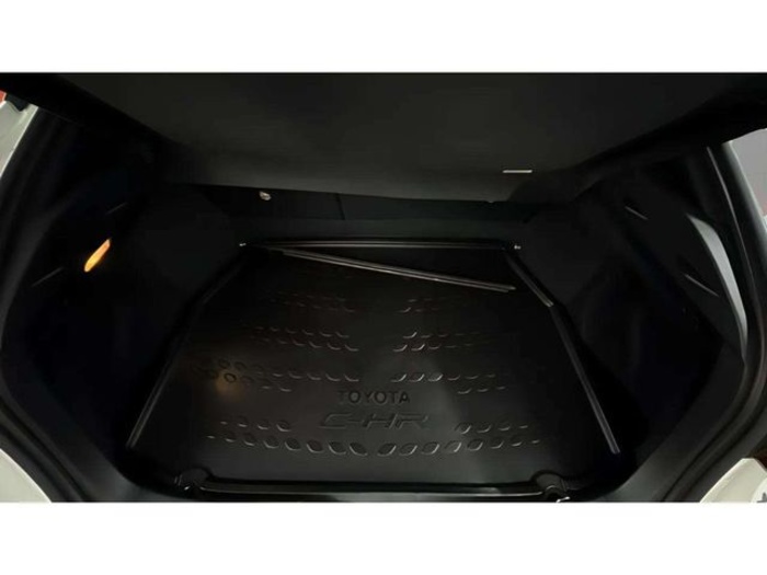 ToyotaC-HR 1.8 125H Advance 90 kW (122 CV) Vehículo usado en Barcelona - 14 ToyotaC-HR 1.8 125H Advance 90 kW (122 CV) Vehículo usado en Barcelona - 14