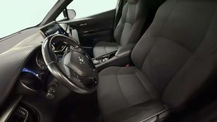 Toyota C-HR 1.8 125H Advance 90 kW (122 CV)