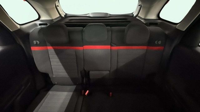 CitroenC3 Aircross PureTech 110 S&S Feel 81 kW (110 CV) Vehículo usado en Barcelona - 9