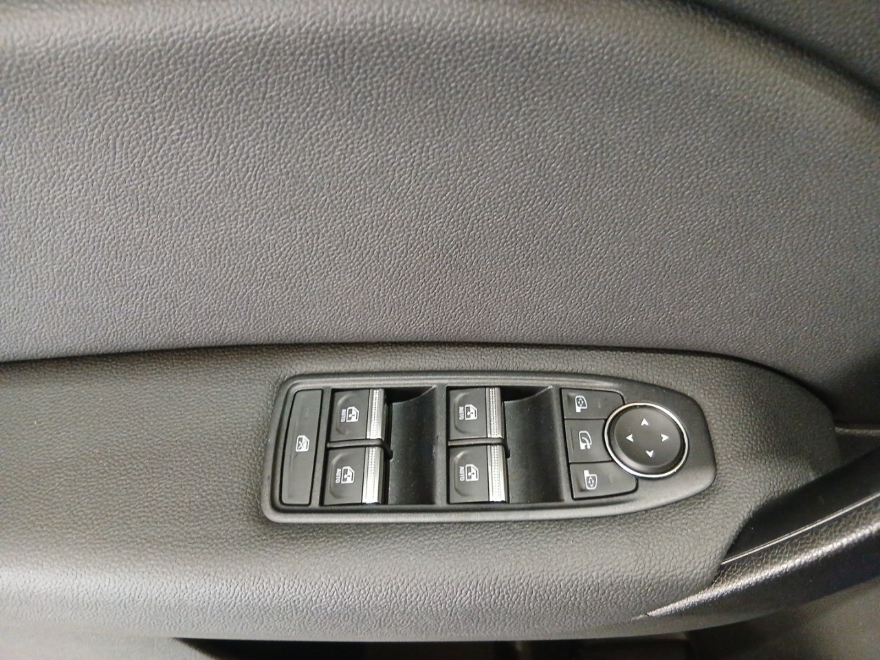 Renault Captur TCe 140 Micro Híbrido Fast Track 103 kW (140 CV) - 15