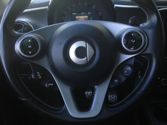 SmartForFour Brabus 80 kW (109 CV) Vehículo usado en Barcelona - 18