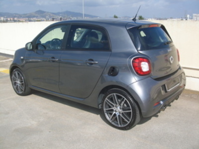 Smart ForFour Brabus 80 kW (109 CV) Smart ForFour Brabus 80 kW (109 CV)