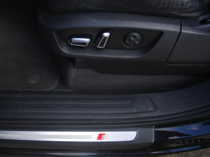 AudiQ7 Ambition 3.0 TDI CD quattro 180 kW (245 CV) tiptronic Vehículo usado en Barcelona - 8 AudiQ7 Ambition 3.0 TDI CD quattro 180 kW (245 CV) tiptronic Vehículo usado en Barcelona - 8