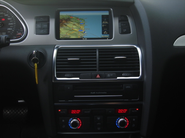 AudiQ7 Ambition 3.0 TDI CD quattro 180 kW (245 CV) tiptronic Vehículo usado en Barcelona - 15