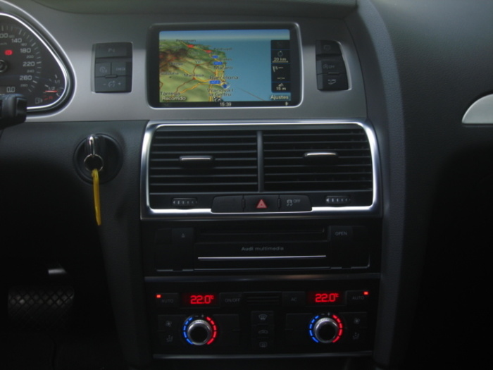 AudiQ7 Ambition 3.0 TDI CD quattro 180 kW (245 CV) tiptronic Vehículo usado en Barcelona - 15 AudiQ7 Ambition 3.0 TDI CD quattro 180 kW (245 CV) tiptronic Vehículo usado en Barcelona - 15