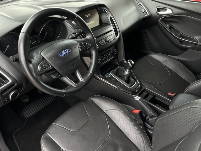 FordFocus 1.6 TDCI Titanium 84 kW (115 CV) Vehículo usado en Barcelona - 2