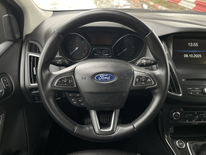 FordFocus 1.6 TDCI Titanium 84 kW (115 CV) Vehículo usado en Barcelona - 12 FordFocus 1.6 TDCI Titanium 84 kW (115 CV) Vehículo usado en Barcelona - 12