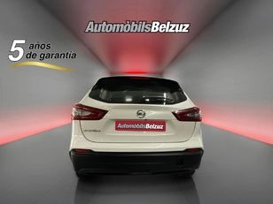 Nissan Qashqai DIG-T 140 mHEV Acenta 4x2 103 kW (140 CV) Nissan Qashqai DIG-T 140 mHEV Acenta 4x2 103 kW (140 CV)