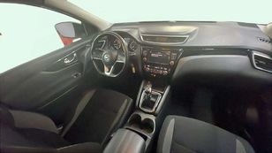 Nissan Qashqai DIG-T 140 mHEV Acenta 4x2 103 kW (140 CV) Nissan Qashqai DIG-T 140 mHEV Acenta 4x2 103 kW (140 CV)