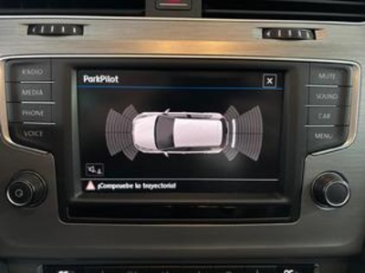 Volkswagen Golf Advance 1.4 TSI BMT 92 kW (125 CV) Volkswagen Golf Advance 1.4 TSI BMT 92 kW (125 CV)