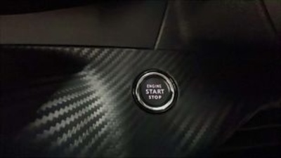 Peugeot 2008 PureTech 130 S&S Allure Pack EAT8 96 kW (130 CV) Peugeot 2008 PureTech 130 S&S Allure Pack EAT8 96 kW (130 CV)