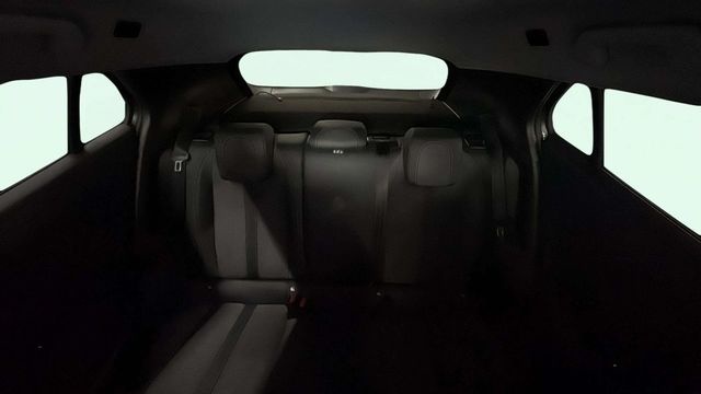 Peugeot2008 PureTech 130 S&S Allure Pack EAT8 96 kW (130 CV) Vehículo usado en Barcelona - 8