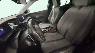 Peugeot 2008 PureTech 130 S&S Allure Pack EAT8 96 kW (130 CV)