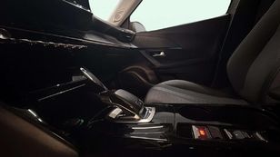 Peugeot 2008 PureTech 130 S&S Allure Pack EAT8 96 kW (130 CV)