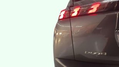 Peugeot 2008 PureTech 130 S&S Allure Pack EAT8 96 kW (130 CV) Peugeot 2008 PureTech 130 S&S Allure Pack EAT8 96 kW (130 CV)