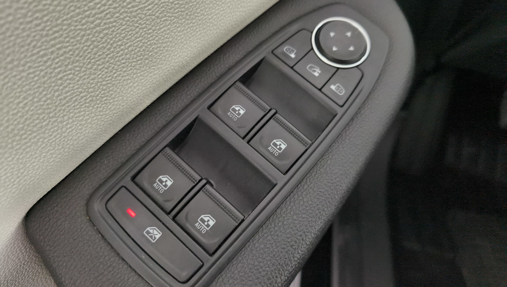 Renault Clio Techno TCe 66 kW (90 CV) - 24