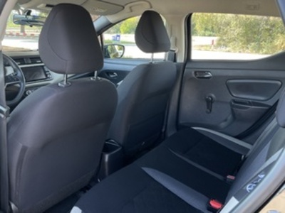 Nissan Micra 1.0 G Acenta 52 kW (71 CV) Nissan Micra 1.0 G Acenta 52 kW (71 CV)