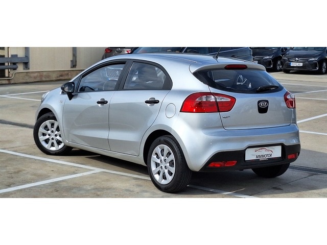 KiaRio 1.2 CVVT Concept 63 kW (85 CV) Vehículo usado en Barcelona - 6