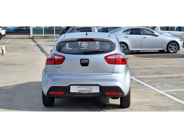 KiaRio 1.2 CVVT Concept 63 kW (85 CV) Vehículo usado en Barcelona - 7