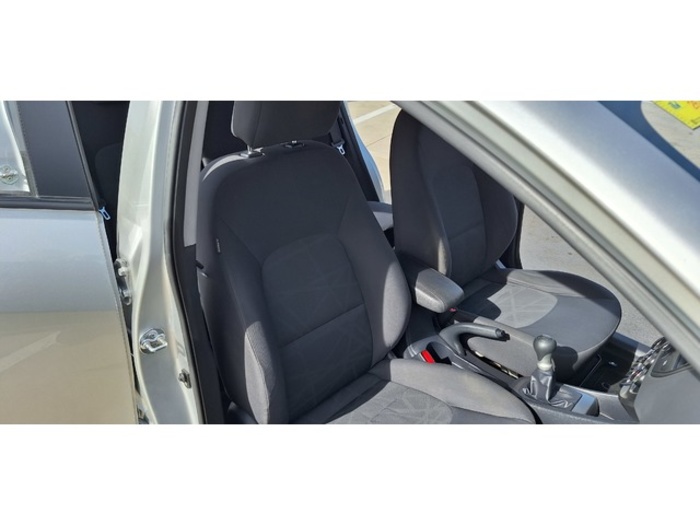 KiaRio 1.2 CVVT Concept 63 kW (85 CV) Vehículo usado en Barcelona - 22 KiaRio 1.2 CVVT Concept 63 kW (85 CV) Vehículo usado en Barcelona - 22