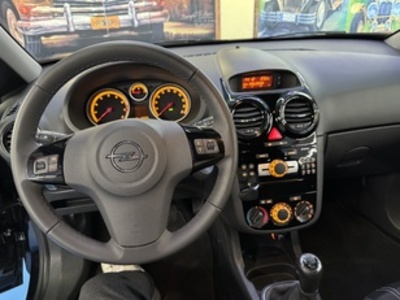 Opel Corsa 1.4 Color Edition 74 kW (100 CV) Opel Corsa 1.4 Color Edition 74 kW (100 CV)