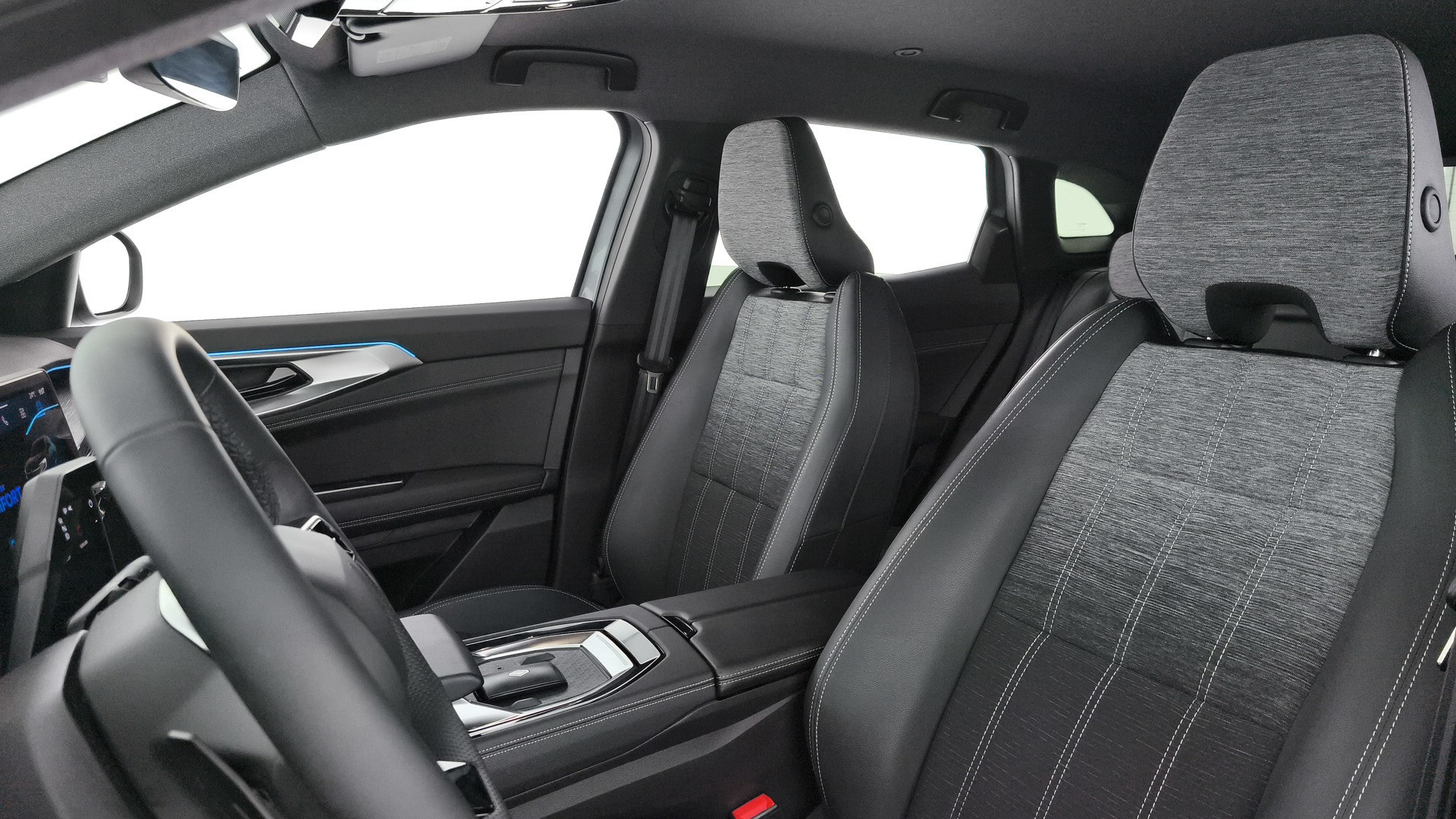 Renault Austral Techno Mild Hybrid Auto 116 kW (158 CV) - 17 Renault Austral Techno Mild Hybrid Auto 116 kW (158 CV) - 17